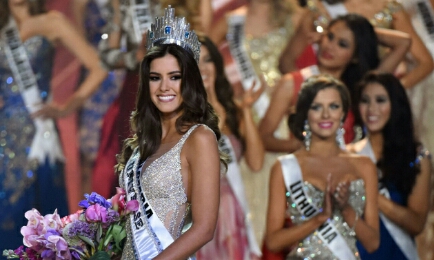 PAULINA PRO GLORIA DEI. Elogios a la colombiana Miss Universo 2015 en el sitio oficial de la Conferencia Episcopal