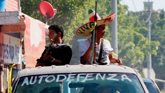 “AUTODEFENSAS” CONTRA “TEMPLARIOS”. Comandos de civiles toman por asalto los bastiones del narcotráfico en México.