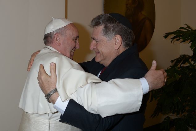 EL ELOGIO DEL RABINO. Skorka: “Un gran gesto” la renuncia de Ratzinger, “la lección de un verdadero líder”