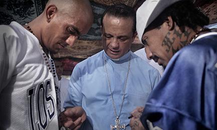 SE ROMPE LA TREGUA ENTRE LAS MARAS. Es urgente establecer otra para poner fin a cientos de homicidios mensuales. El análisis de monseñor Rosa Chávez, obispo auxiliar de San Salvador