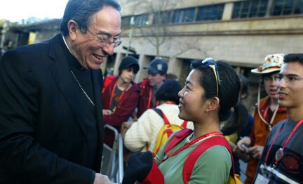 EL CARDENAL RODRÍGUEZ MARADIAGA CONTRA LOS COYOTES. El canto maléfico de los traficantes de migrantes que viven de la explotación de los más pobres