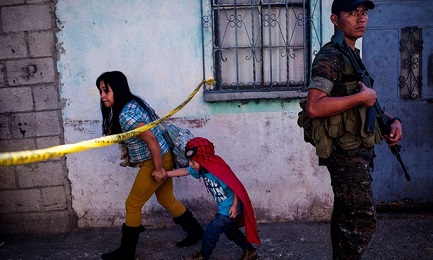 “OCULTOS A PLENA LUZ”. Informe sobre la violencia contra los menores en América Central. El Salvador ocupa el primer puesto