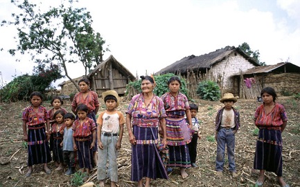 Cepal: “Una recuperación demográfica de considerable magnitud: 4,1% anual contra el promedio de 1,3”.