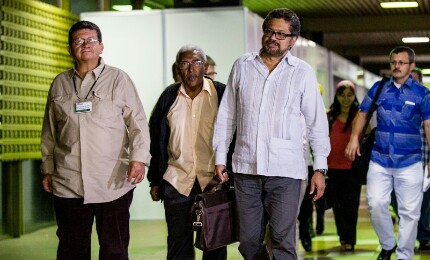 LOS JEFES DE LAS FARC ENTRE REJAS. Lo pide la mayoría de los colombianos, que según una encuesta son favorables a los acuerdos de paz pero también a penas de prisión para los responsables de los crímenes