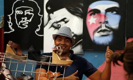 EL PAPA EN CUBA. LO QUE ESTÁ EN JUEGO. La contradicción de una Iglesia “fantasma” que opera y construye. Ya es tiempo de un nuevo estatus jurídico