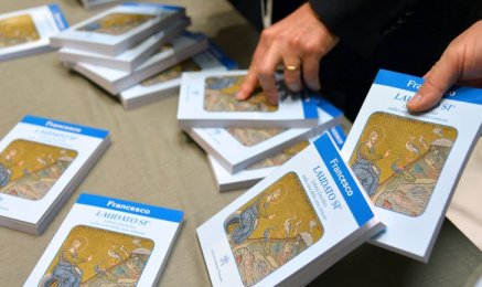 Libreria editrice vaticana en acción