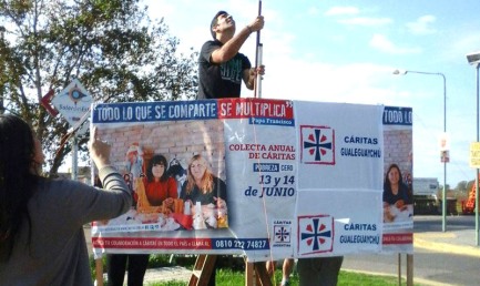 INGRESOS RÉCORD GRACIAS AL PAPA. La colecta anual de Cáritas Argentina levanta vuelo. Inspirada en una frase de Francisco: “Todo lo que se comparte se multiplica”