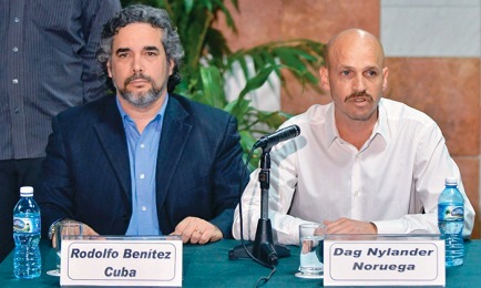 LOS ÁNGELES CUSTODIOS DE LA PAZ. La red internacional de apoyo a las negociaciones entre Colombia y las FARC que se desarrollan en La Habana. Protagonismo de Cuba y Noruega