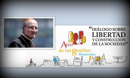 El arzobispo Sturla y el afiche que anuncia la edición uruguaya del Patio de los Getiles