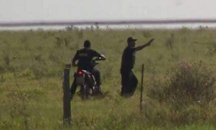 GUARANÍES BAJO ATAQUE. Pistoleros a sueldo de los ganaderos locales atacan a los indios en Mato Grosso do Sul, al sur de Brasil. La denuncia de Survival International