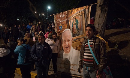 VIRGEN ANTIIMPERIALISTA. El Papa ante la Guadalupana. Permitió resistir los intentos de englobar al pueblo mexicano en el universo norteamericano de marca anglosajona