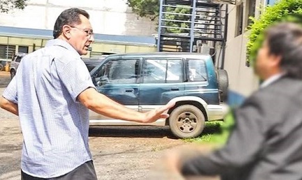 REFLECTORES ENCENDIDOS EN EL PARAGUAY. El caso de sacerdotes argentinos acusados de abusos y refugiados en ese país. Uno siguió administrando sacramentos y participó en la misa del Papa