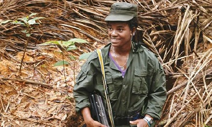 La guerrillera Xiomara Martínez: “No vamos a salir a jornalear”. Foto León Darío Peláez-Semana