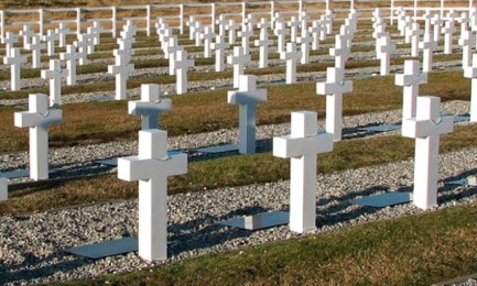 Tumbas de soldados argentinos caídos en las Malvinas
