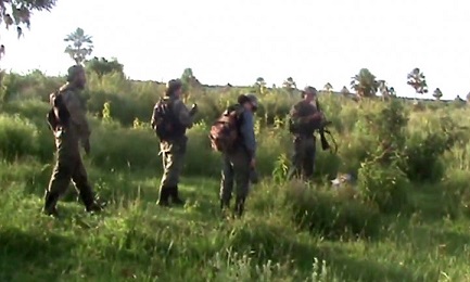 Rara imagen de guerrilleros del autotitulado “Ejercito del Pueblo Paraguayo”