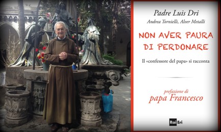 Padre Luis Dri en el patio del Santuario de Pompeya en Buenos Aires. La tapa del libro