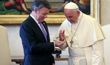 El Papa y Santos en junio de 2015