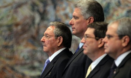 Raúl Castro, de 85 años, y el vicepresidente de Cuba Miguel Díaz-Canel, de 56 años