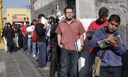 AUMENTA LA DESOCUPACIÓN EN AMÉRICA LATINA. Cinco millones de trabajadores más sin trabajo en 2016. Mujeres y jóvenes son los más afectados