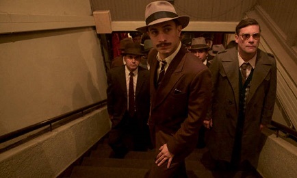 El perseguidor de Neruda en la película chilena de Pablo Larraín, interpretado por el actor mexicano García Bernal