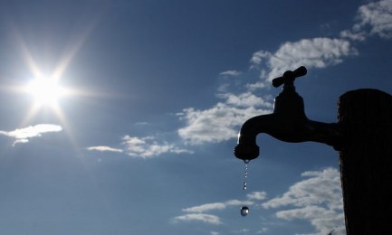 Con cuentagotas. Millones de personas todavía no tienen acceso al agua potable