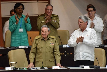 Raúl Castro y el vicepresidente Miguel Díaz-Canel