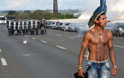 UNA BOMBA CONTRA LOS INDÍGENAS. Se espera para el 16 de agosto una sentencia histórica que decidirá el futuro de los pueblos nativos brasileños
