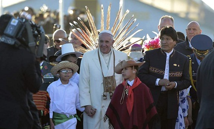 EVO MORALES EN BUSCA DE LA CUARTA REELECCIÓN. Para lograrla, piensa enrolar incluso al Papa. Terminó la ilusión del presidente “indio”