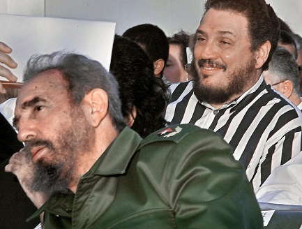 Fidel Castro Díaz-Balart con su padre Fidel, en una fotografía de la CNN