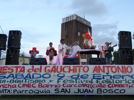 CINCO AÑOS DE PONTIFICADO/2. Los pilares fundamentales de la parroquia “villera” de Bergoglio: sacramentos y promoción humana