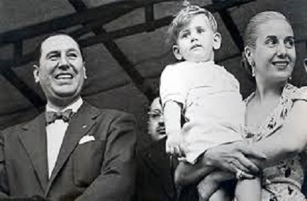 La fake de Bergoglio “peronista” ya desde su primera infancia, en brazos de Evita junto a Perón