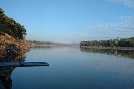 Vista del río Putumayo, límite natural entre Perú y Colombia (Foto Martina Conchione-CAAAP)