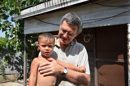 EL MUNDO AL REVÉS DE LOS NIÑOS DE LA FAVELA DEL NUEVO PREFECTO DE LA COMUNICACIÓN DEL VATICANO. Paolo Ruffini comenta la entrevista que el Papa concedió a la revista de una villa argentina