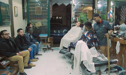 Una barbería en “Little LA”