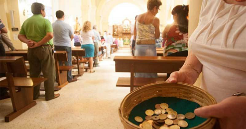 Colecta en una iglesia de Buenos Aires