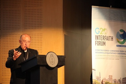 El cardenal Barreto en el reciente Foro interreligioso de Buenos Aires